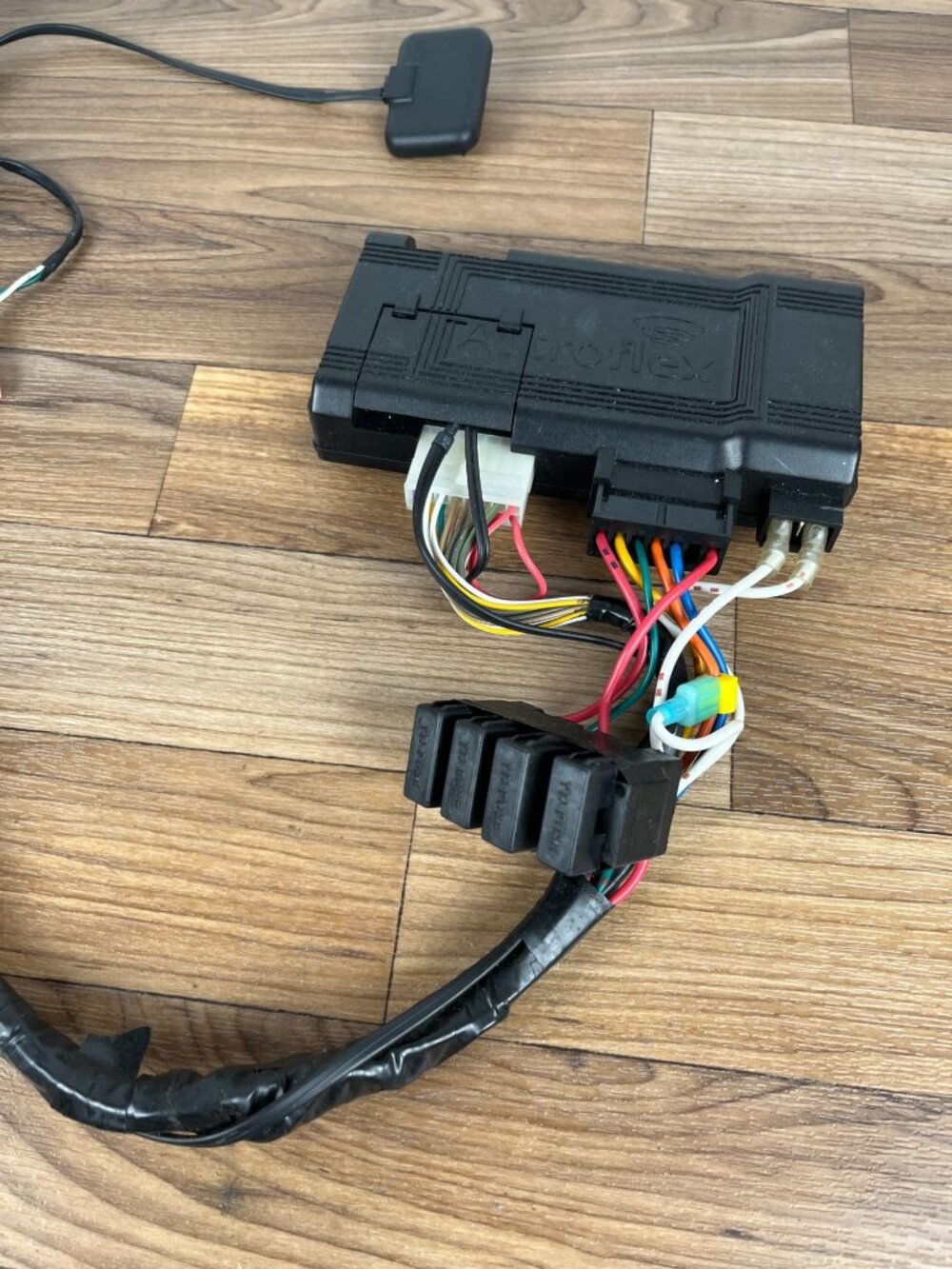 ASTROFLEX Model 800 Remote Control Engine Starter #392-127-104-00 - Picture 4 of 16